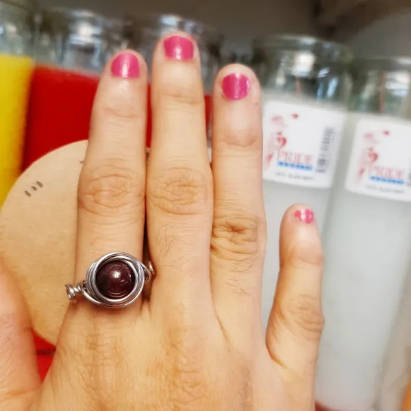 Garnet stainless steel- size 8